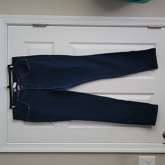 No Boundaries Women's Dark Wash Skinny Jeans - Picture 1 of 12